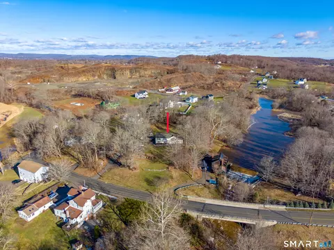 10 Mill Rd, North Branford, CT 06471