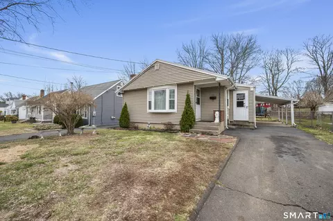 40 Hutchinson St, New Britain, CT 06053