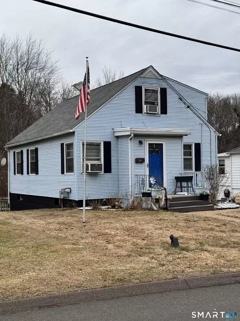 45 Lawrence St, Vernon, CT 06066