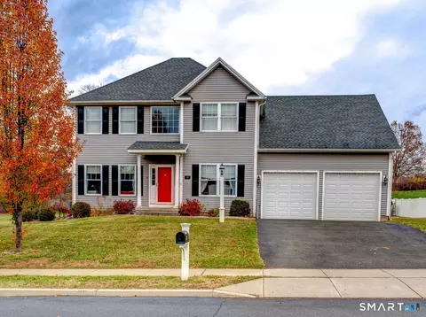 10 Talias Trl, Middletown, CT 06457