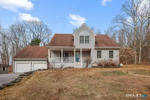 11 Szegda Rd, Columbia, CT 06237