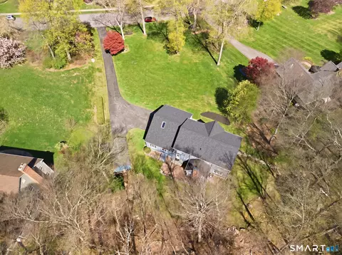 104 Old Farms Rd, Glastonbury, CT 06073