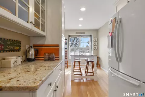 Kitchen - 177 Julia Ct #177, Sandy Hook, CT 06482 photo 4 of 4