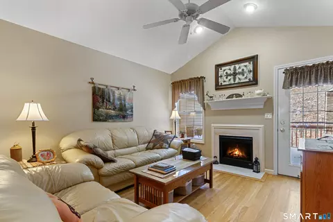 Living - 177 Julia Ct #177, Sandy Hook, CT 06482 photo 2 of 2