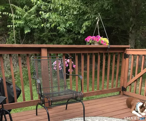 Exterior - 177 Julia Ct #177, Sandy Hook, CT 06482 photo 5 of 5