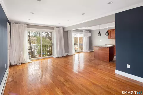 201 Highview Ave #C2, Stamford, CT 06907