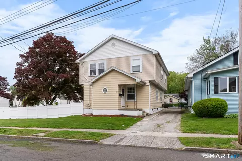 39 Woodcrest Ave, Stratford, CT 06614