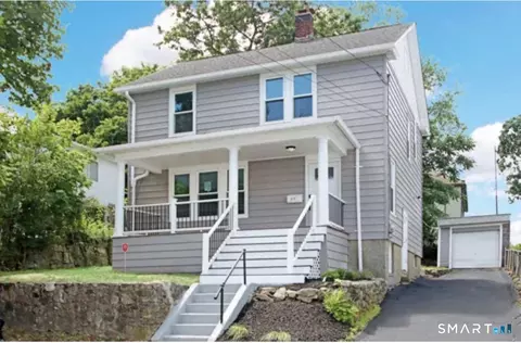 217 Ledgeside Ave, Waterbury, CT 06708
