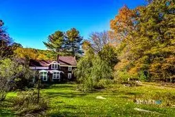 221 Segar Mountain Rd, Kent, CT 06757