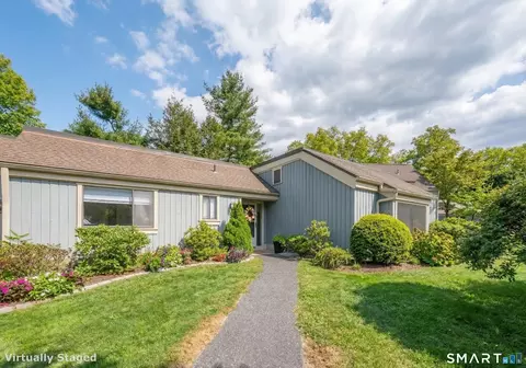 977 Heritage Vlg #B, Southbury, CT 06488