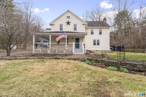 74 Middle Quarter Rd, Woodbury, CT 06798