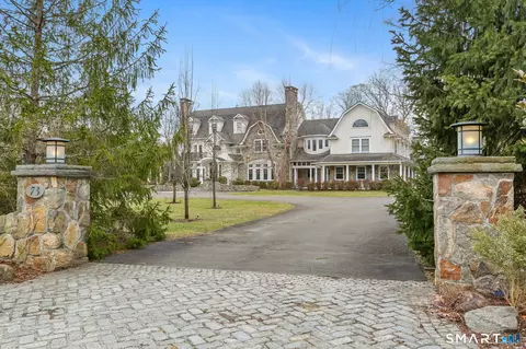 73 Lake Wind Rd, New Canaan, CT 06840