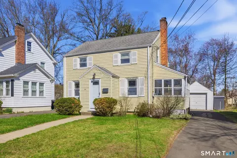 104 Price Blvd, West Hartford, CT 06119