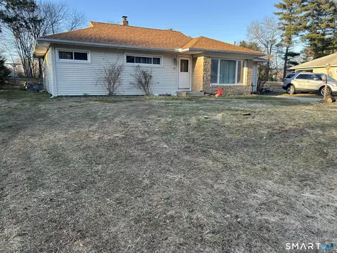 22 Jolley Rd, Danielson, CT 06239