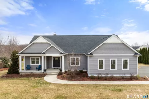 1192 N Grand St, Suffield, CT 06093
