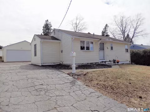 88 Brookview Ave, Waterbury, CT 06706