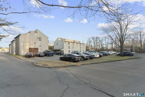 Exterior - 130 Coe Ave #14, East Haven, CT 06512 photo 8 of 8