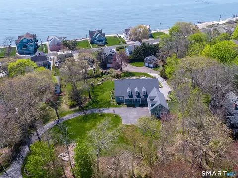 81 Middle Beach Rd # A, Madison, CT 06443