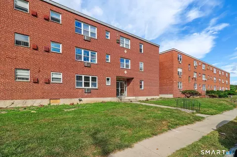 24 Merrill St #D1, Hartford, CT 06106