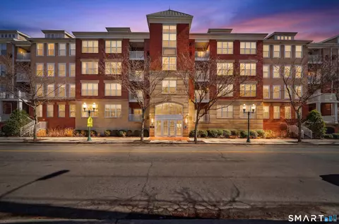 25 Adams Ave #405, Stamford, CT 06902