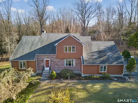 33 Valley Dr, Salem, CT 06420