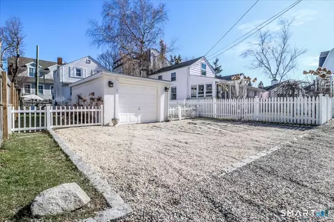 7 Rowland Pl, Westport, CT 06880