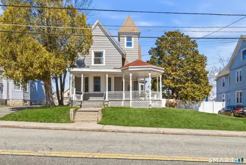 163 Willetts Ave, New London, CT 06320