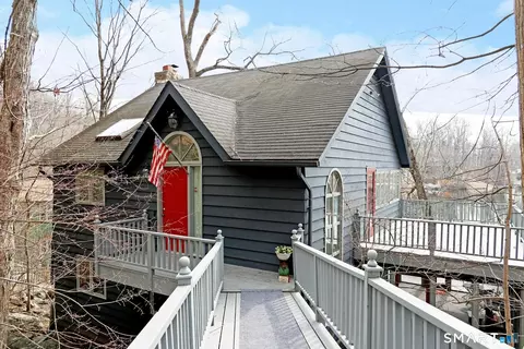 159 Mountain Rd, Ridgefield, CT 06877