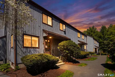 21 Linden St #12, Norwalk, CT 06851