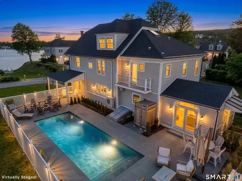 22 Park Dr, Waterford, CT 06385