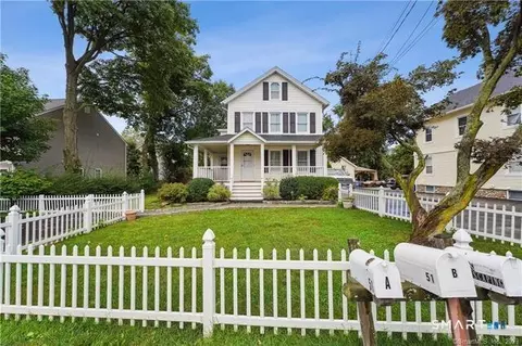 51 Plattsville Ave, Norwalk, CT 06851