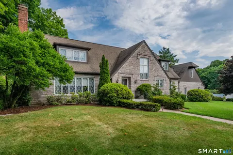 232 Maybrook Rd, Waterbury, CT 06708