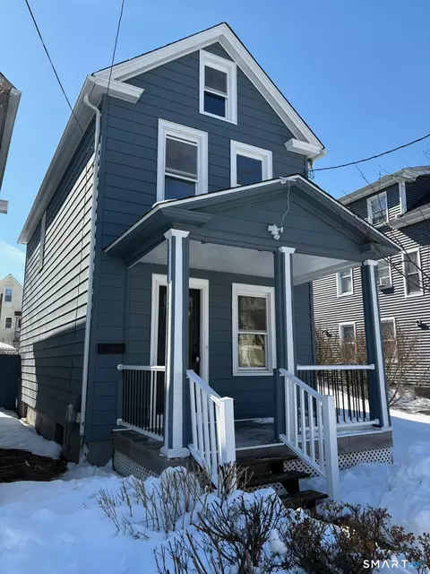 50 Collins St, Hamden, CT 06514