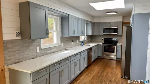 Kitchen - 675 Colonel Ledyard Hwy, Ledyard, CT 06339 photo 1 of 2