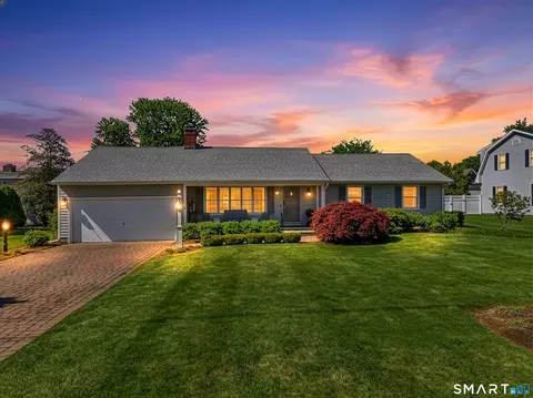 24 Cherry Ln, Madison, CT 06443