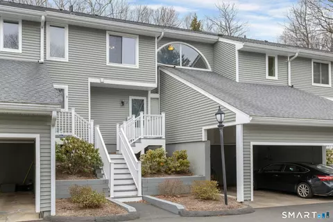7 Glen Rdg #7, Wilton, CT 06897