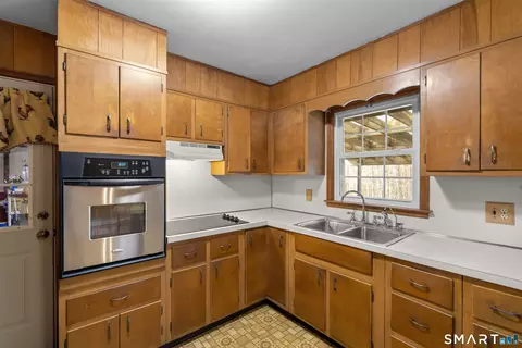 Kitchen - 143 Vanderpoel Ave, Bantam, CT 06750 photo 4 of 4