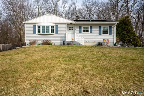 7 Pine Grove Ave, Enfield, CT 06082
