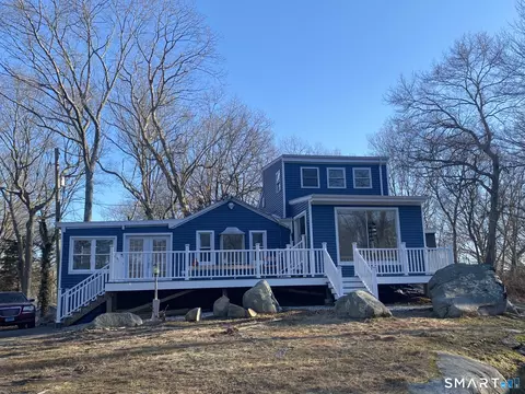 15 Baxter Rd, Clinton, CT 06413