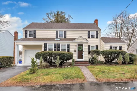 124 Stiles St, Stratford, CT 06614