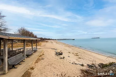 105 E Broadway #D, Milford, CT 06460