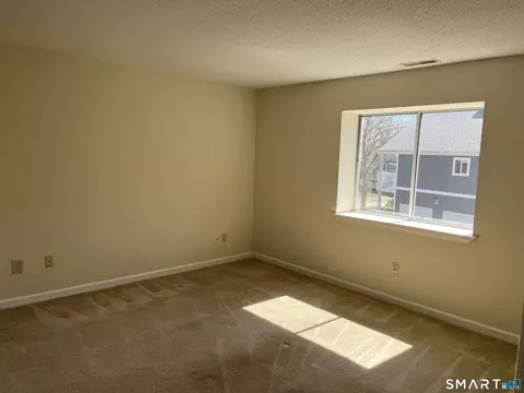 Bedroom - 202 Windgate Cir #E, Monroe, CT 06468 photo 1 of 2