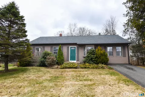 473 Westfield St, Middletown, CT 06457