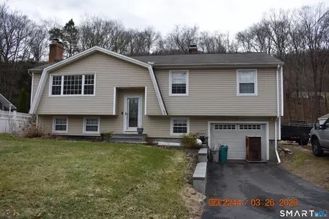 100 Beacon Valley Rd, Beacon Falls, CT 06403