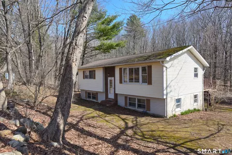 170 Smith Rd, Woodstock, CT 06281