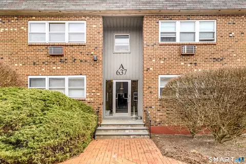 637 Cove Rd #A3, Stamford, CT 06902