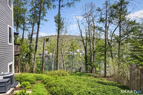Exterior - 145 Lakeview Ter, Sandy Hook, CT 06482 photo 5 of 9
