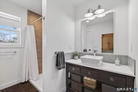 Bath - 145 Lakeview Ter, Sandy Hook, CT 06482 photo 2 of 2