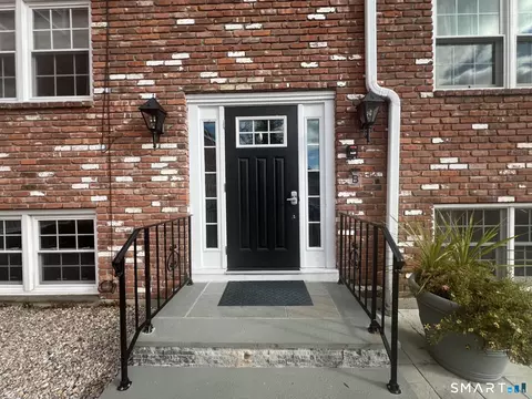 12 Terrace Pl #11, New Milford, CT 06776