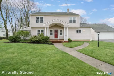 48 Willoughby Rd, Shelton, CT 06484
